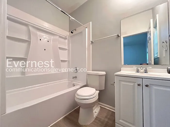 1725 Church St NW — Photo 12