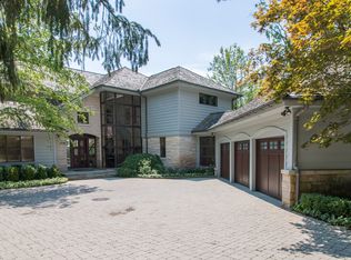 5735 Forman Dr, Bloomfield Hills, MI 48301