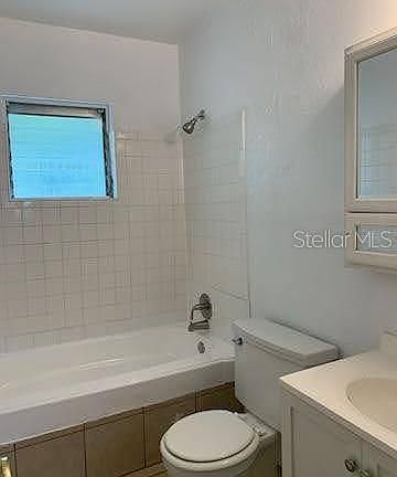 5th image of 1420 NE 21st St
