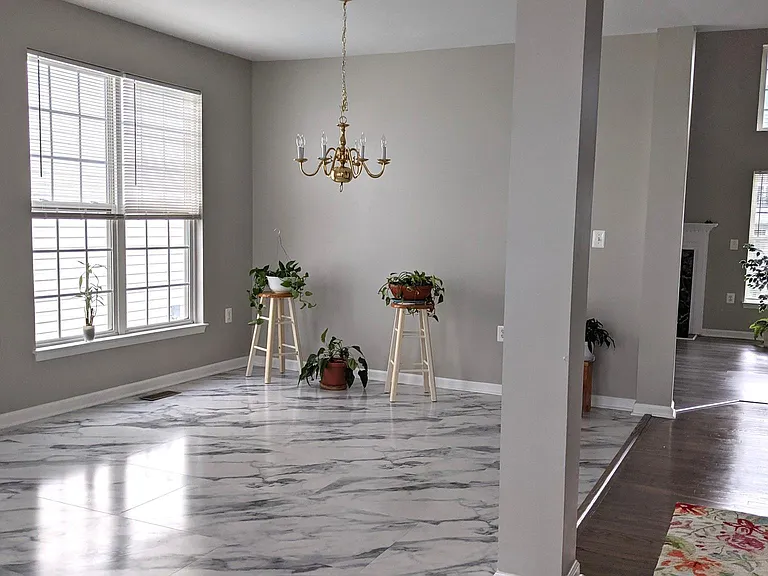411 Hanrahan Ct SE — Photo 10