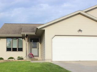 445 Austin Ln, Fond Du Lac, WI 54935