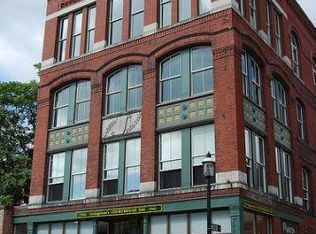 155 Middlesex St APT 3A, Lowell, MA 01852