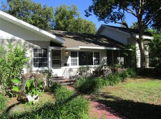 209 E 7th Ave, Mount Dora, FL 32757