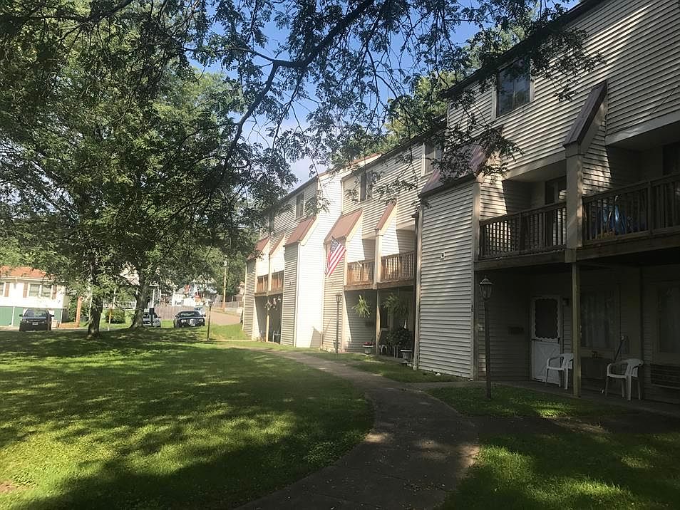 1st image of 1020 Broadway St APT A8
