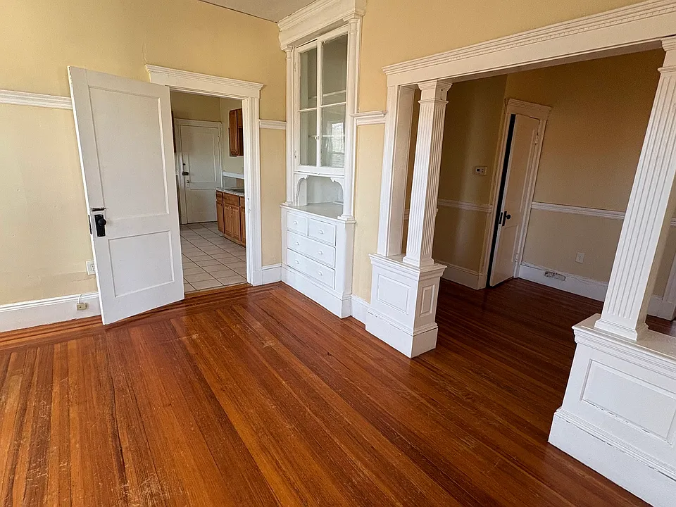 dining room, entry foyer
