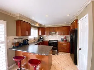 3192 Munson Cres — Photo 9