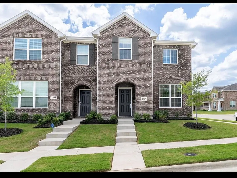 2969 Baneberry Ln — Photo 1