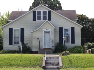 2516 Faraon St, Saint Joseph, MO 64501