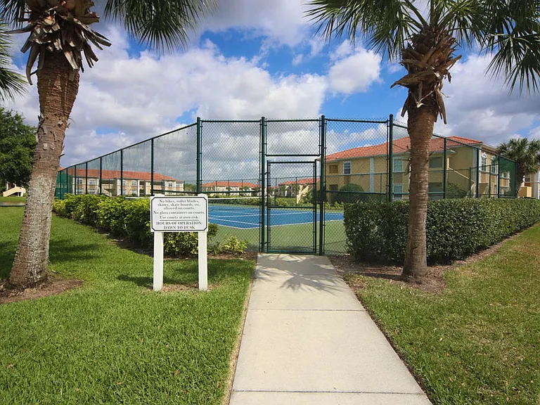 1050 Villagio Cir #106 — Photo 27
