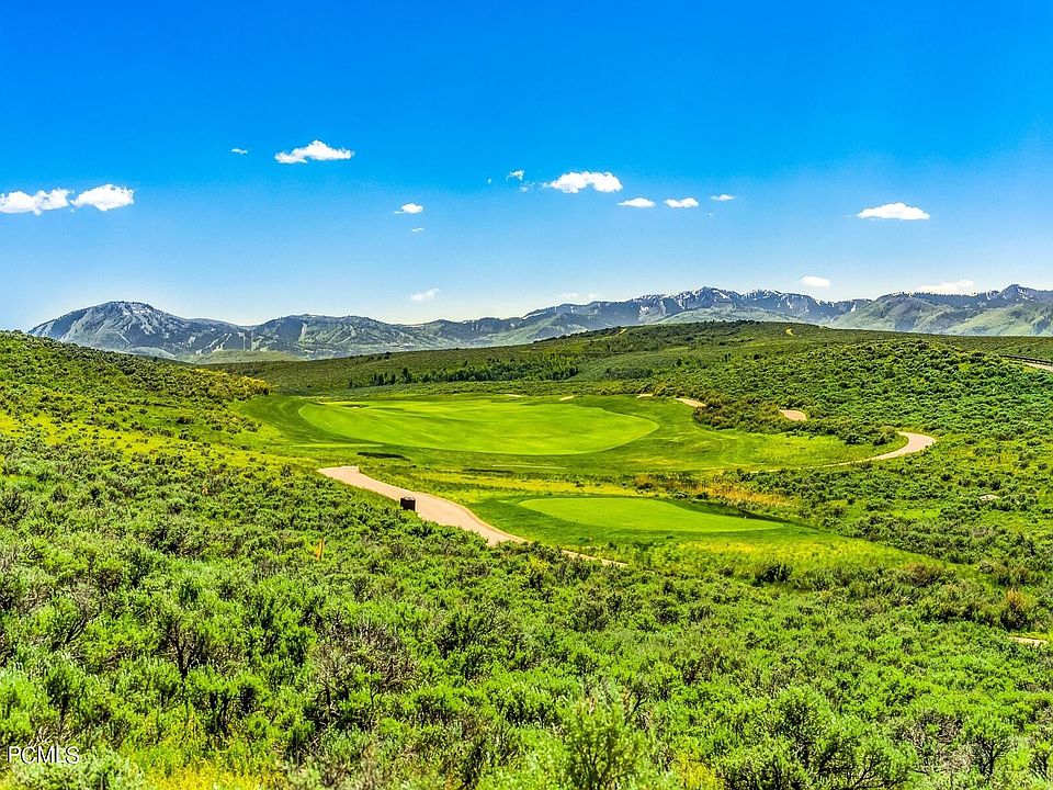 1st image of 6101 Golf Club Link #4