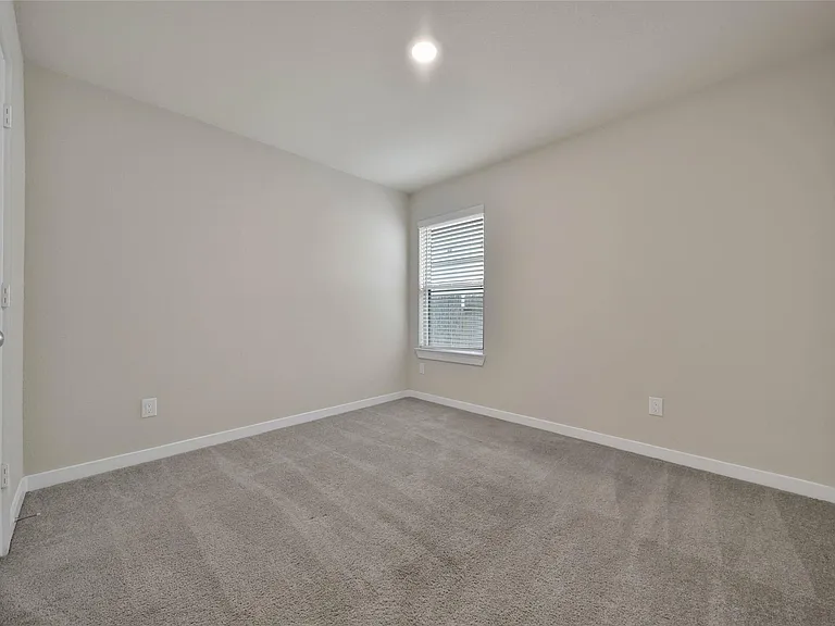 1016 Brighton Orchards Ln — Photo 30