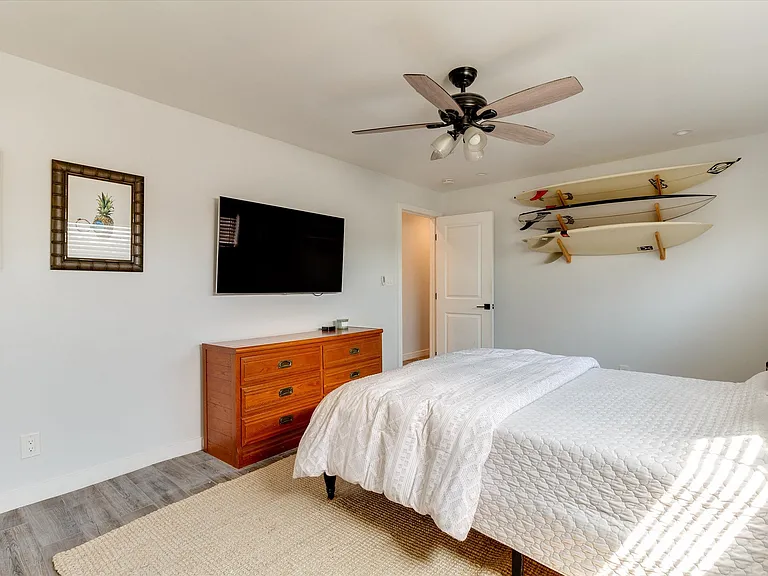 6108 Springvale Dr — Photo 4