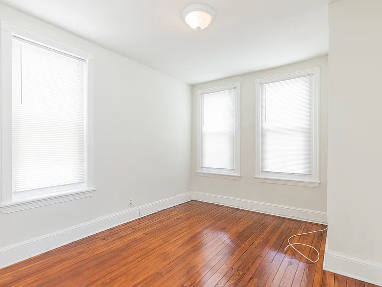 1631 S Lawrence St — Photo 21