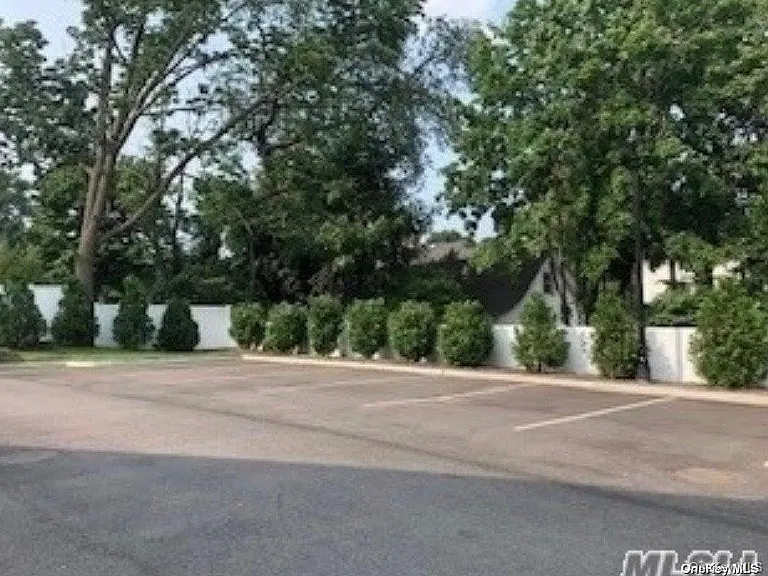 7 Nathan Hale Dr #A — Photo 11