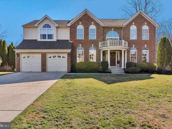 15 Armitage Ct, Sewell, NJ 08080