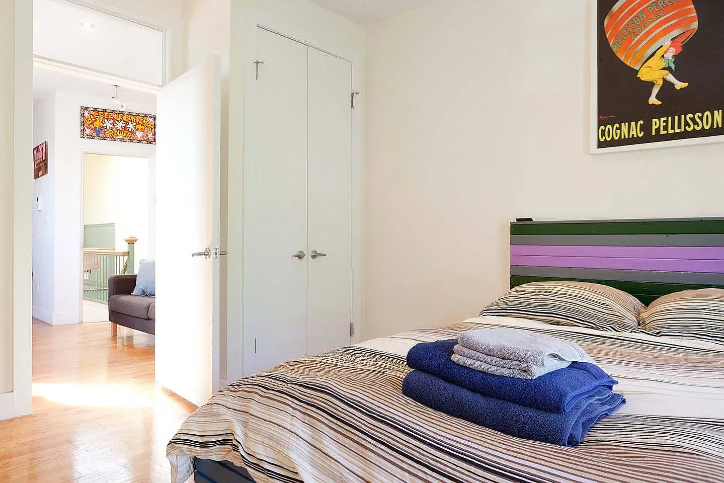 215 Maujer Street — Photo 3
