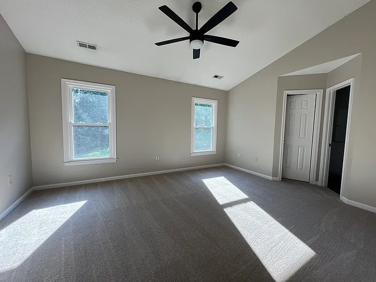 10 Winterthur Ct — Photo 39