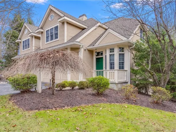 4 Holly Knls, Armonk, NY 10504