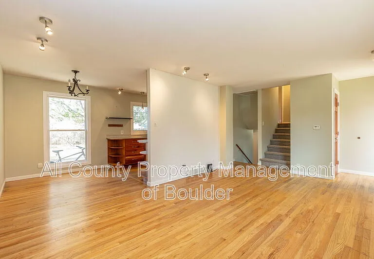 4481 Hamilton Ct — Photo 10
