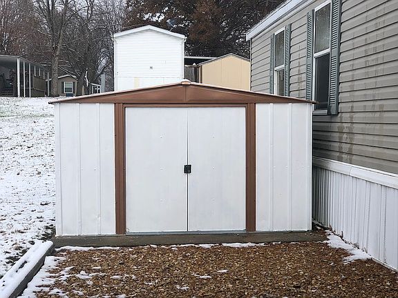 Storage shed