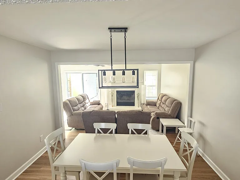 770 Spence Cir — Photo 6