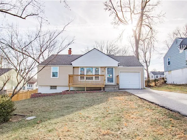 623 NE 43rd St, Kansas City, MO 64116