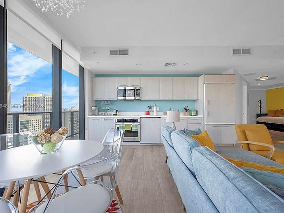 5th image of 55 SW 9th St #3306
