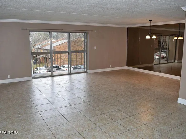 8526 Madrid Ct, Knoxville, TN 37923