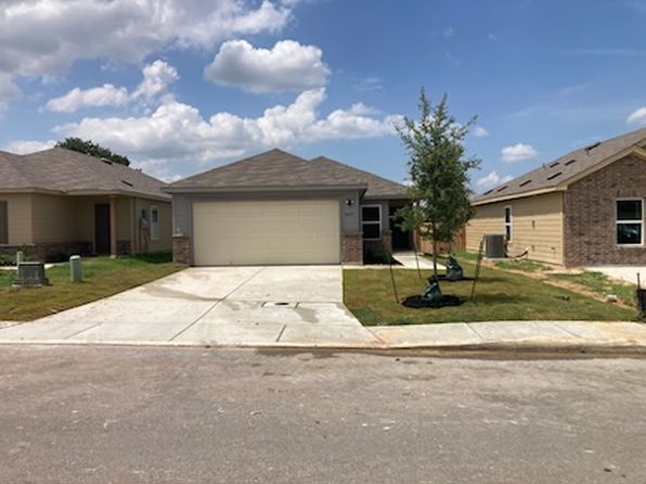 3457 McCrae Xing