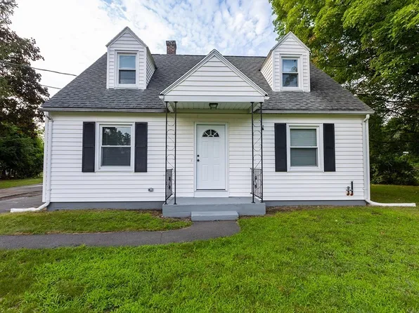 55 Dupuis Rd, Holyoke, MA 01040