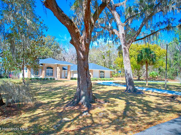 3rd image of 10113 Kimbrough Dr
