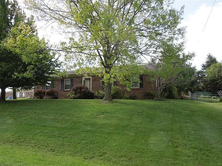 1st image of 600 Longview Dr