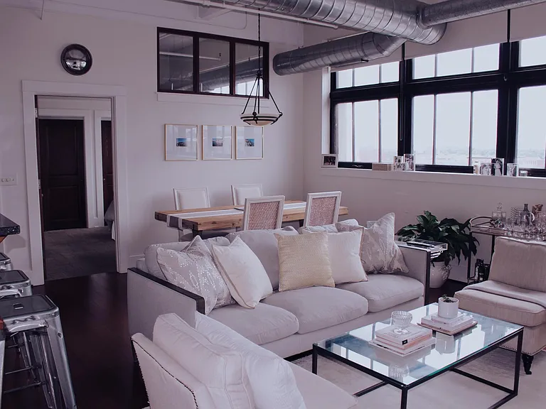 211 N Ellicott St #404 — Photo 1