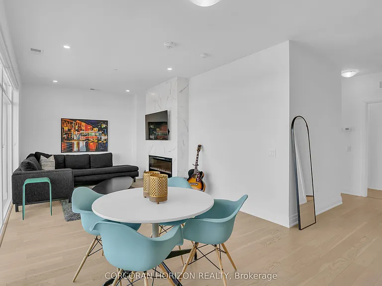 71 Wyndham St S #1105 — Photo 13