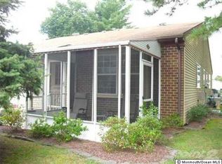 30 Easton Dr, Manchester, NJ
