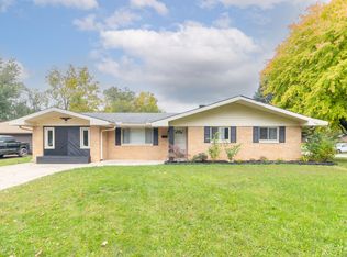 1 Melody Ct, Beech Grove, IN 46107