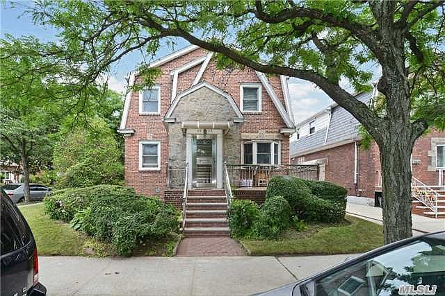 1st image of 6303 Cromwell Cres