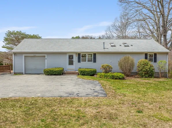 13 Lexington Rd, Billerica, MA 01821