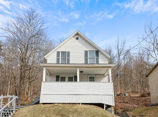 138 Richview Ave, North Adams, MA 01247