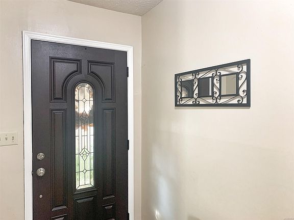5th image of 4209 Johnstown Dr