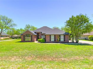 8907 Hickory Hill Dr, Granbury, TX 76049