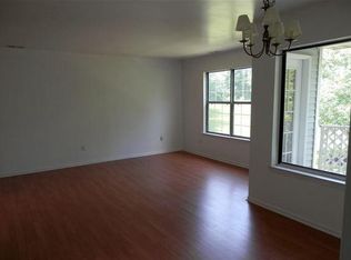 1010 Diamond Dr #1010, Newtown, PA 18940