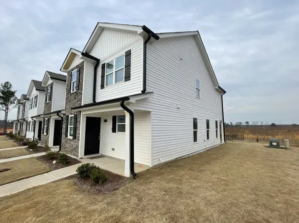 1100 Peony Ln, Youngsville, NC 27596