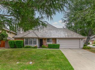 7733 Rio Barco Way, Sacramento, CA 95831