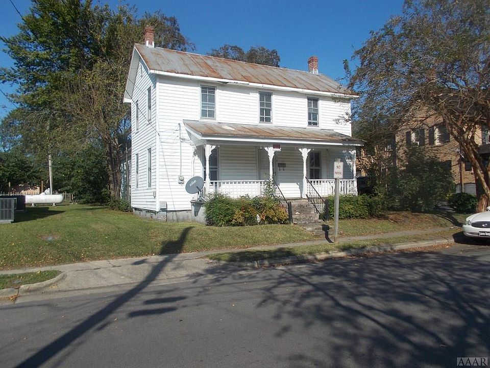 1st image of 124 W Carteret St