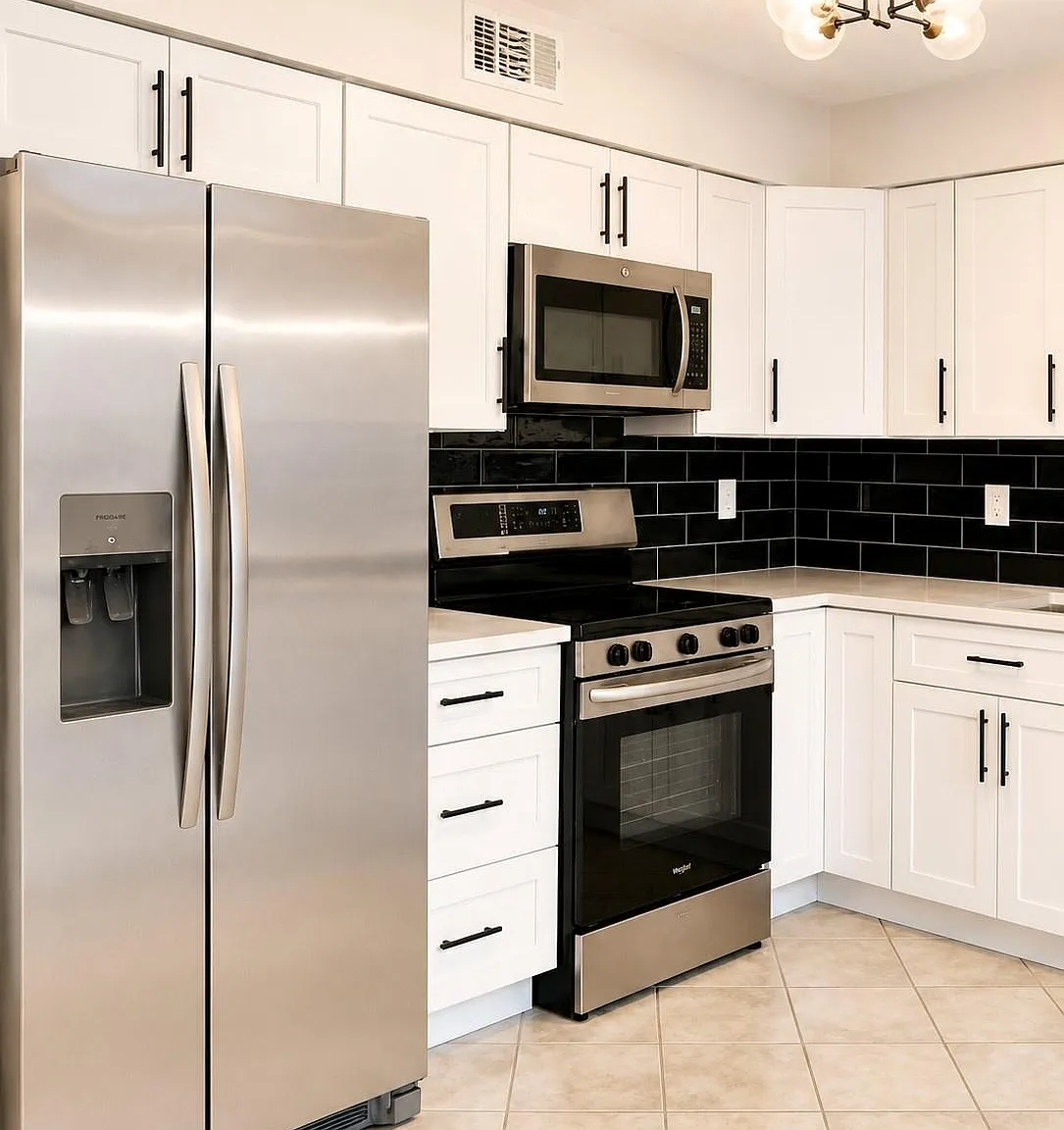 3 bed, 2.5 bath, 1743 sqft, $1,795 — Photo 2