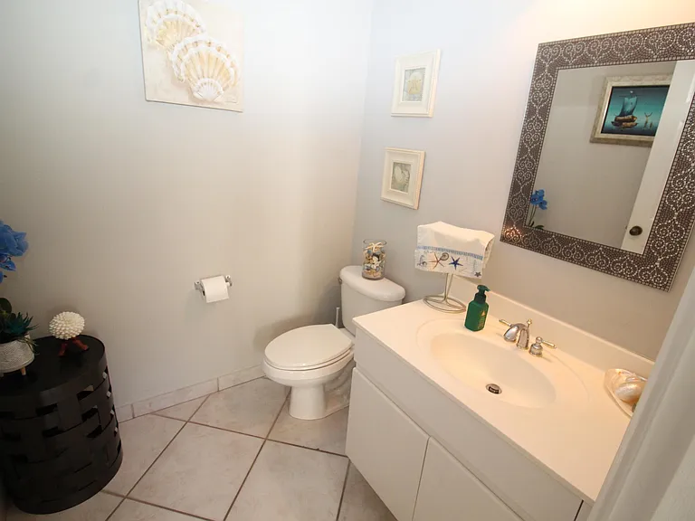 1396 Banyan Way — Photo 18