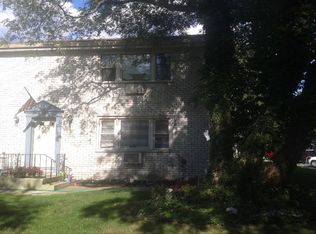 97 Cardinal Ln APT 2A, Islip, NY 11751