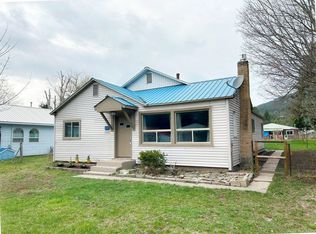 175 Canyon View Rd, Moyie Springs, ID 83845