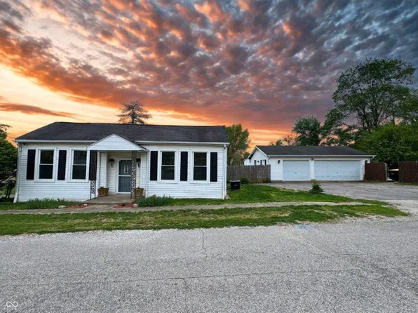15 N 7th St, Gosport, IN 47433